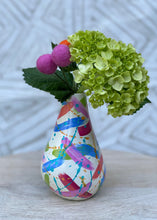 Load image into Gallery viewer, Organic Bud Vase 4