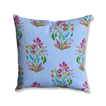 Load image into Gallery viewer, Primorosa in white- 22x22 pillow