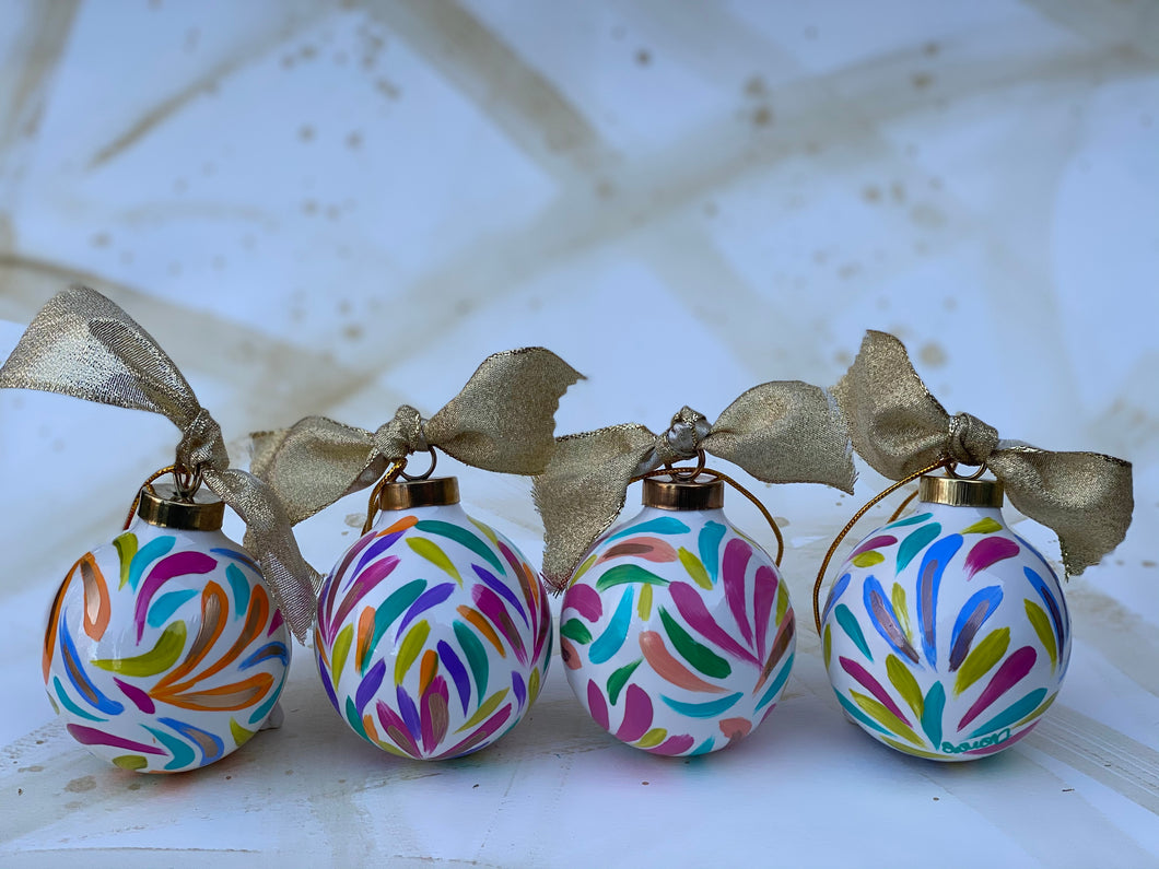 Ceramic Ball Ornaments Set 5